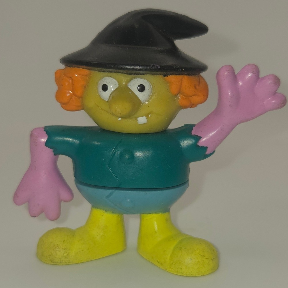 Vintage 1989 Burger King Tricky Treaters Zelda Zoombroom Halloween Toy Figure